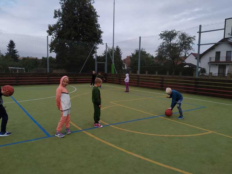 týden basket1