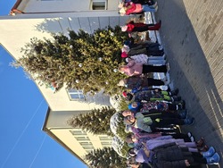 př&iacute;pravy v&aacute;nočn&iacute;ho jarmarku 1