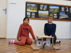 V&yacute;roba hradů 10